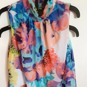 Worthington sleeveless top size medium